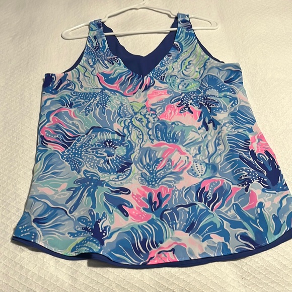 Lilly Pulitzer Tops - Lilly Pullizer Medium reversible tank in great condition.